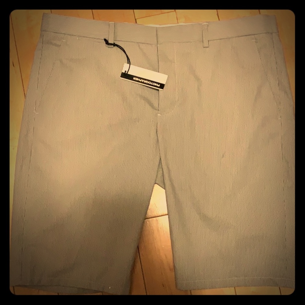 Express Photographer Shorts